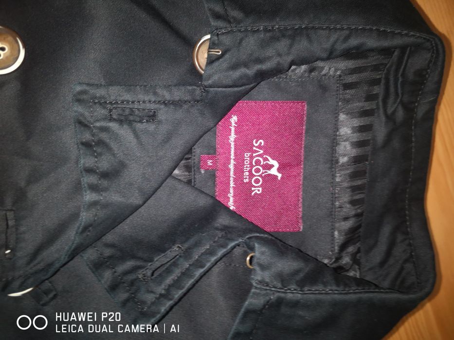 Gabardine preta Sacoor