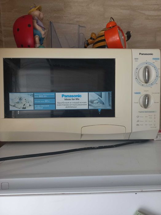 Мікрохвильова піч несправна на запчастини