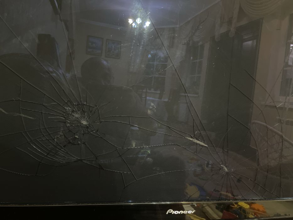 Телевізор плазма Pioneer