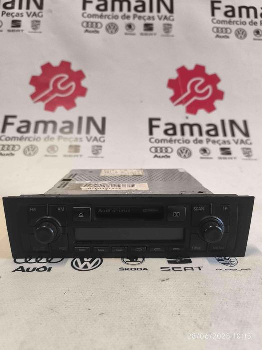 Rádio / Auto Rádio AUDI A3 2.0 FSI (110 kW / 150 cv) [05.2003 - 06.2008] 8P0035152 (OEM)