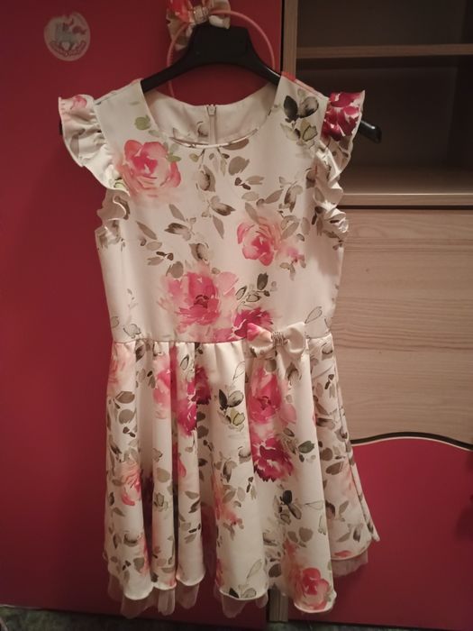 Sukienka letnia elegancka 134/140
