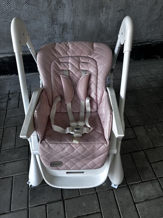 Стульчик для годування CARRELLO Caramel .