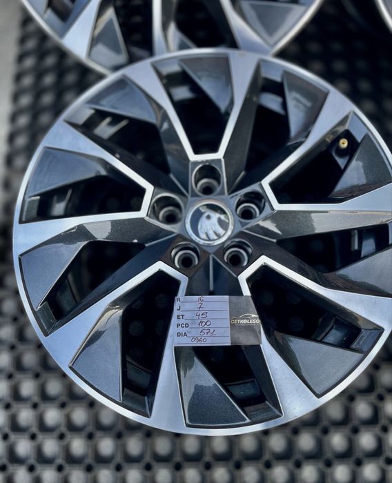 Диски Skoda 5/100 r16 оригінал