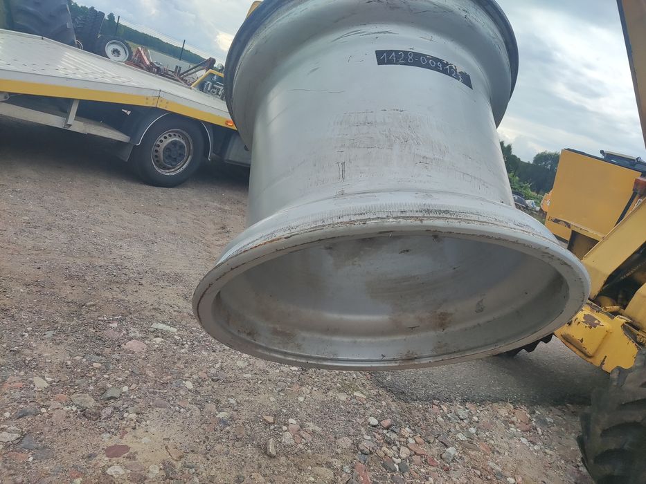 opona ,felga 237x27x32 oryginał Titan 27x32