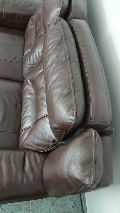 Sofá couro verdadeiro elétrico