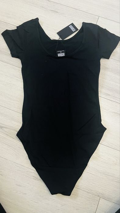 Damskie czarne body Urban Classic rozmiar XS