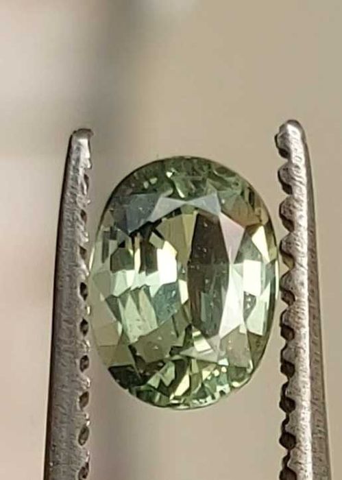 Safira 1.02ct cor verde