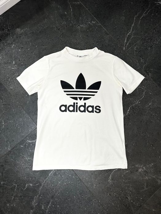 T-shirt damski adidas