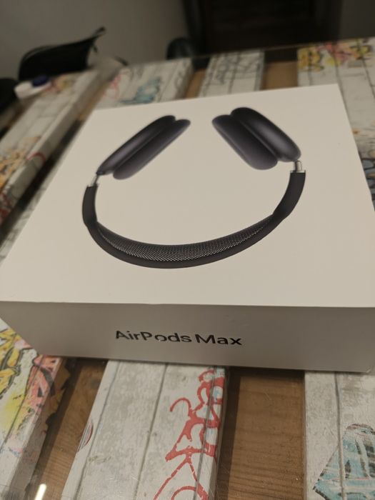 Apple Airpods max słuchawki