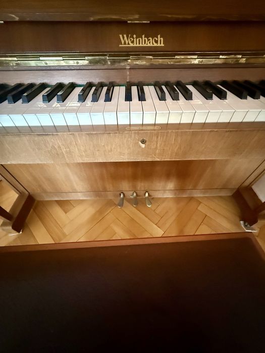 Pianino Weinbach