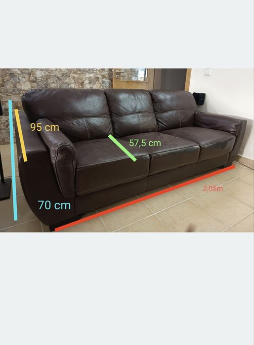 Sofá três lugares
