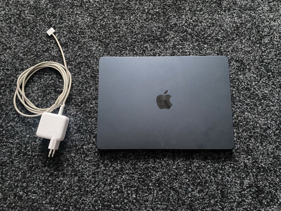 MacBook Air M2 13.6 8/512