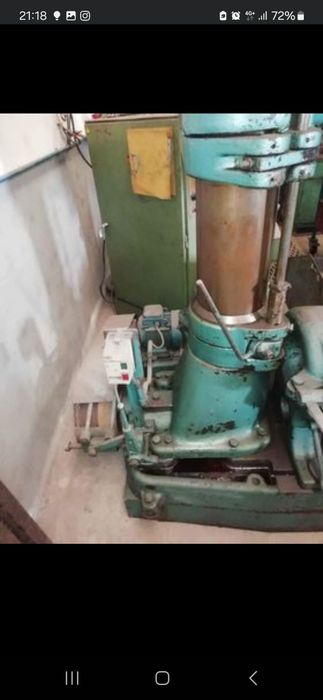 Engenho radial de coluna