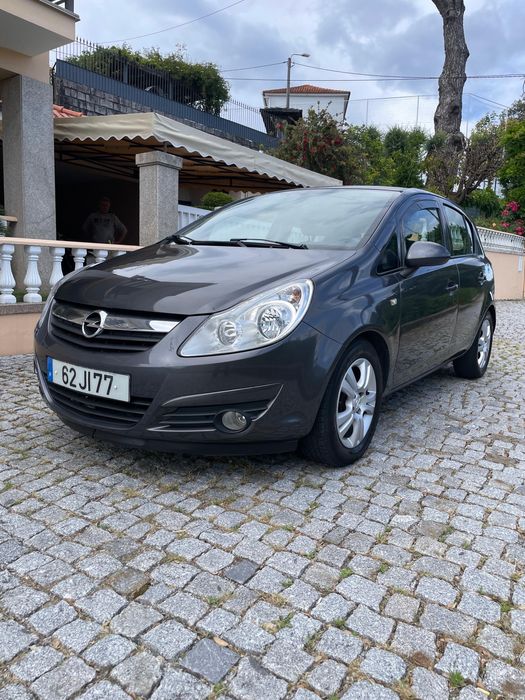 Opel Corsa 1.2 Caixa Automática