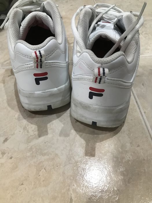 Sapatilhas em pele da fila