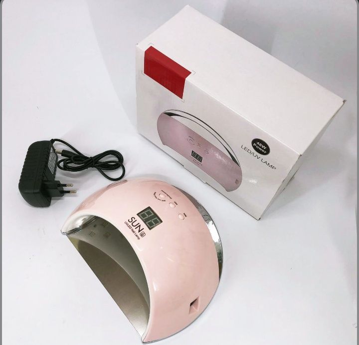 Ультрафіолетова лампа для манікюру