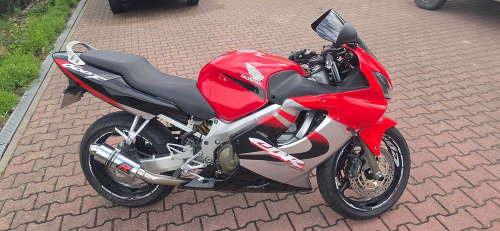 HONDA CBR f4i a2