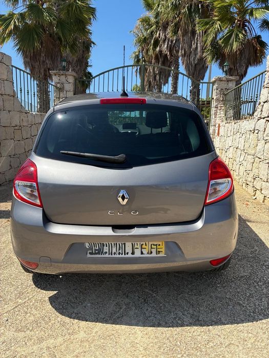 Renault Clio III 2011 89000km 1,2 75cv