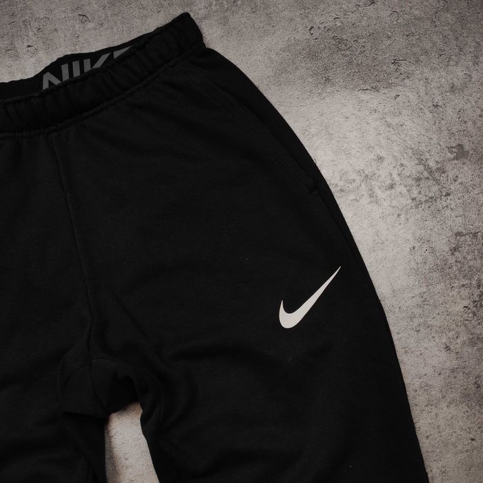 MĘSKIE Spodnie Dresy Trening Joggery Nike Dri-Fit Thermal Logo Gym