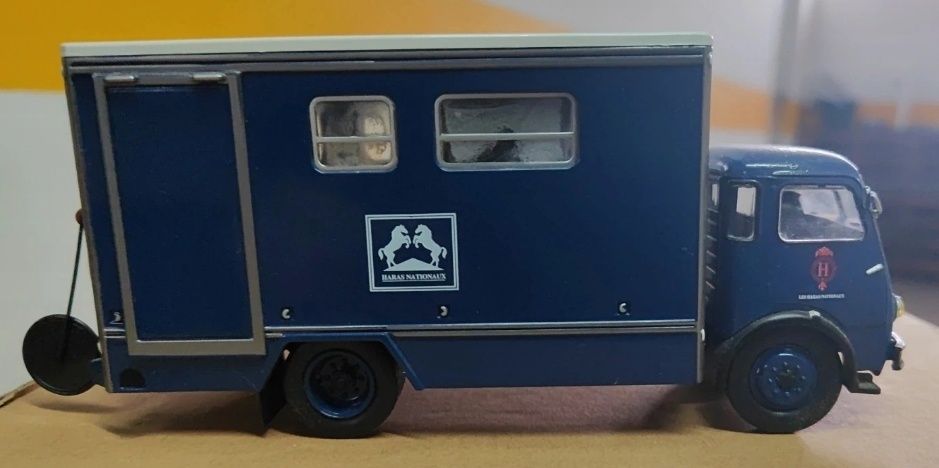 Coleção camiões antigos Berliet