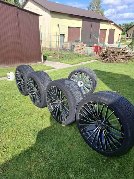 Sprzedam felgi aluminiowe r19, z oponami