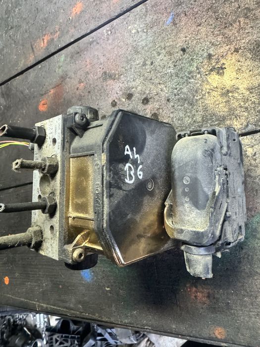 Блок abs 8e0614517 audi a4 b6 абс ауди а4 б6 0265225048
