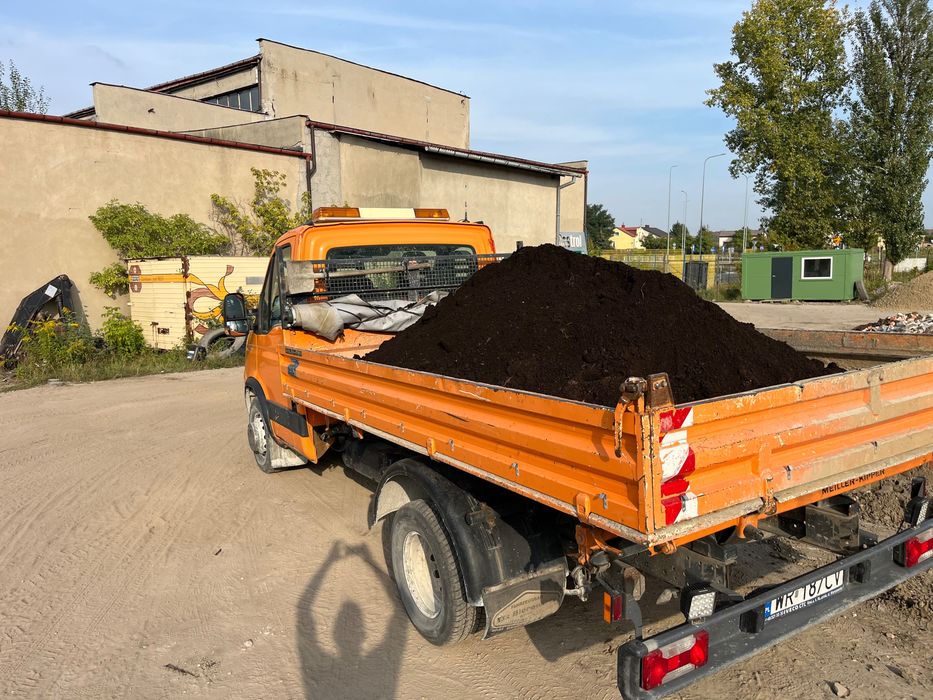 1. CZARNOZIEM PREMIUM • Żyzna Ziemia Torfowa • Pod Trawnik Warzywa Kwiaty