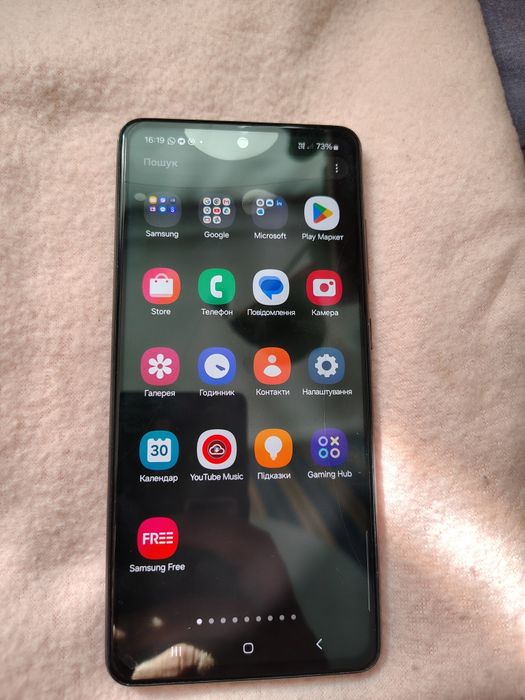 Смартфон Samsung A52