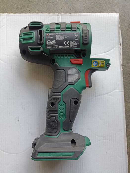Multiferramenta Parkside 20V PKGA 20-Li C2