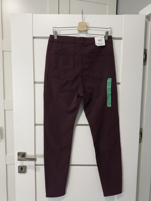Jeansy damskie Sinsay śliwka/burgund rozmiar XL