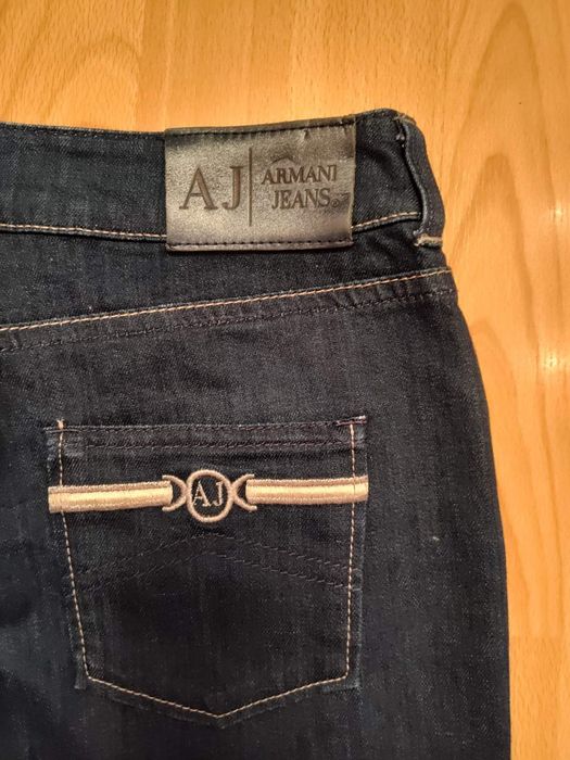 Джинсы Armani jeans