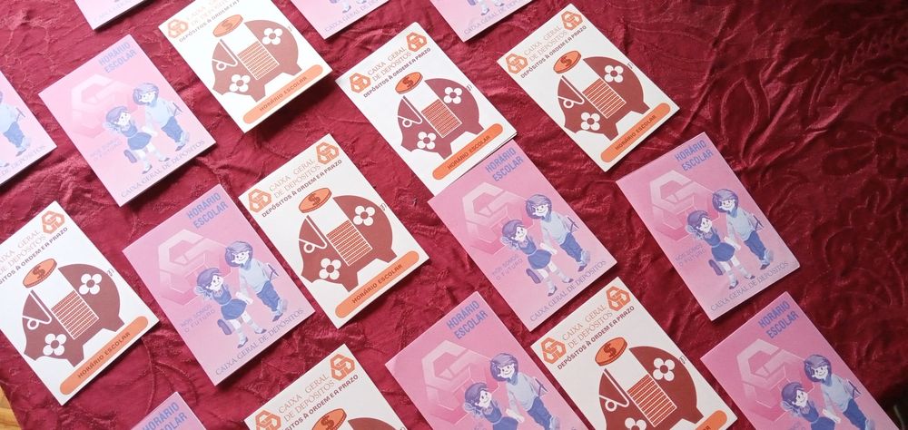 I'm over the moon! And you? – Vintage School Timetables C.G.D. 2E. – Pencil 2E.64551204512643121