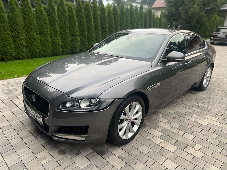 Jaguar XF