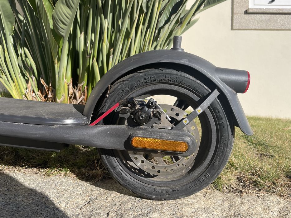 Trotinete Eletrica Navee V50