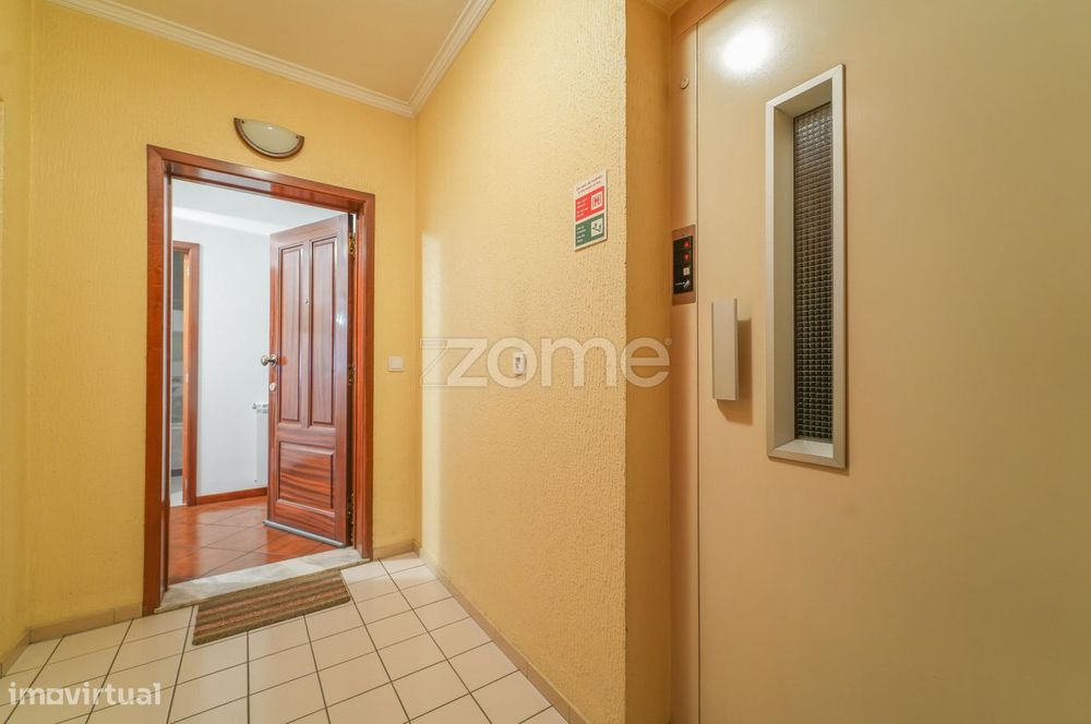 Apartamento T3 Com Garagem Fechada Em Real - Braga