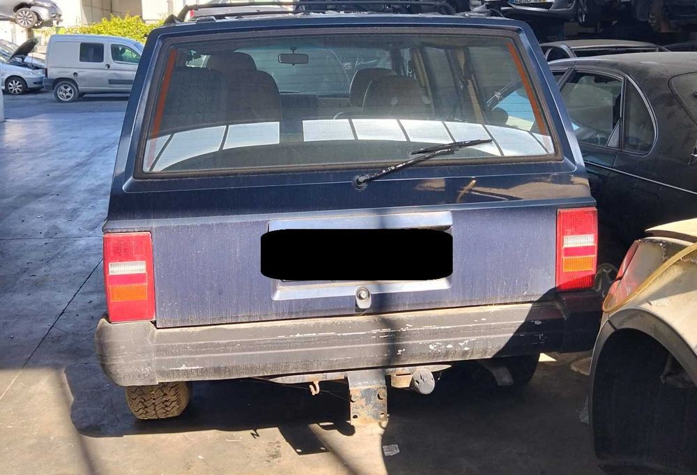 Jeep Cherokee para peças