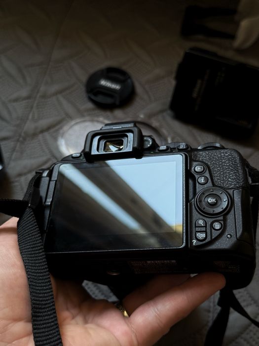 Фотоапарат Nikon D5600 18-55 VR Kit