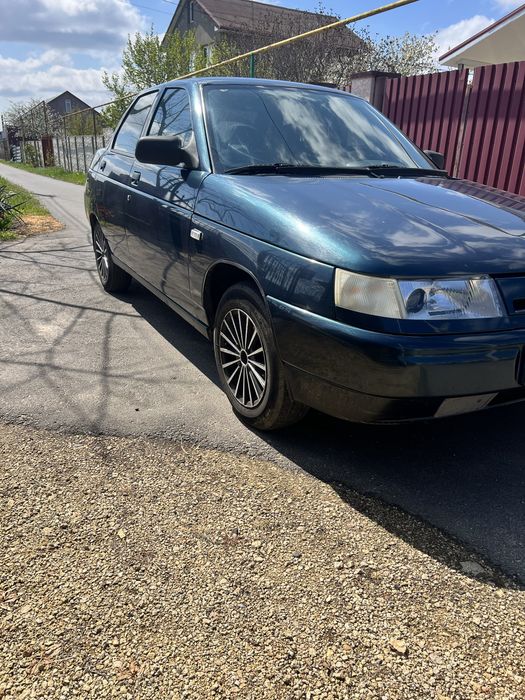 Продам  автомобиль ваз 2110 1.6 бензин