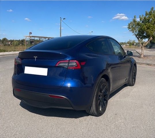 Tesla Model Y Long Range