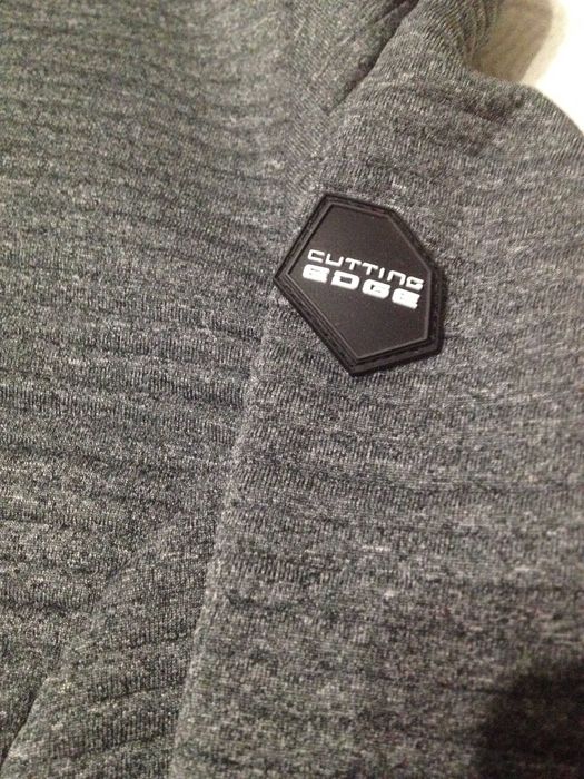 Спортивная кофточка,  брендова спортивна кофта cutting edge