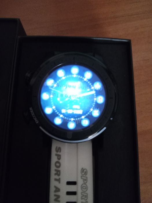 Nieinwazyjny glukozy we krwi Smartwatch ECG + PPG termometr