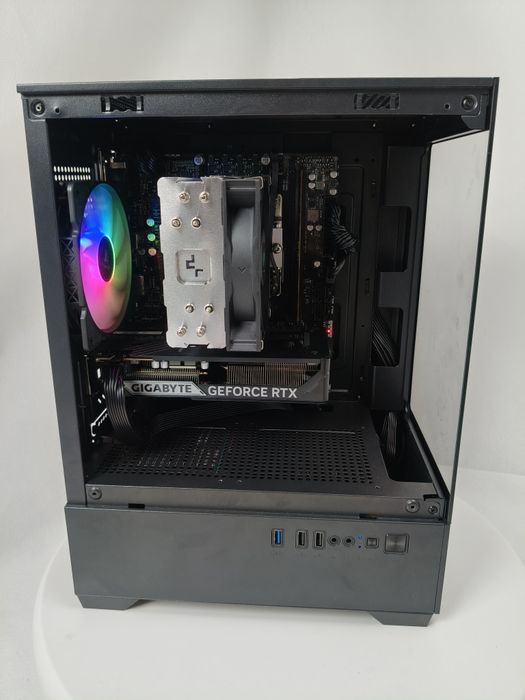 Komputer Gamingowy Ryzen 7 5700, RTX 5070, 32 GB,SSD,Win 11 Pro