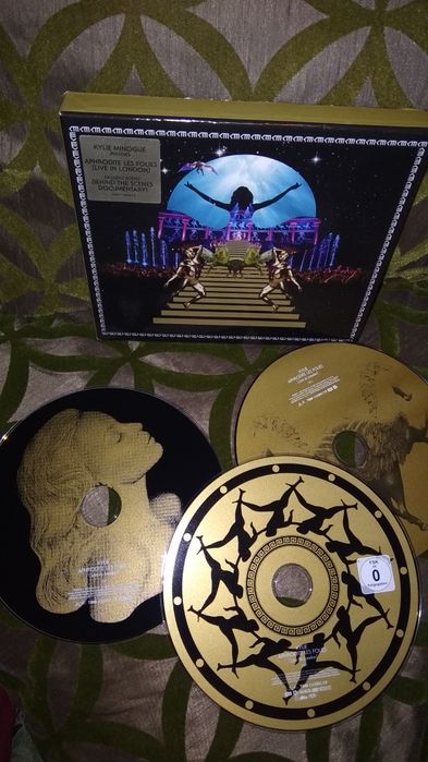 2CD+DVD• Kylie Minogue -Aphrodite: Les Folies (Live London)