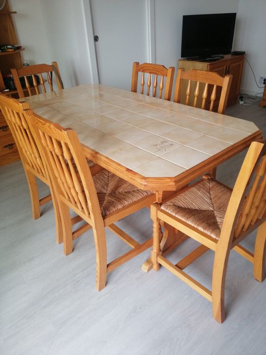 Mesa jantar com 6 cadeiras