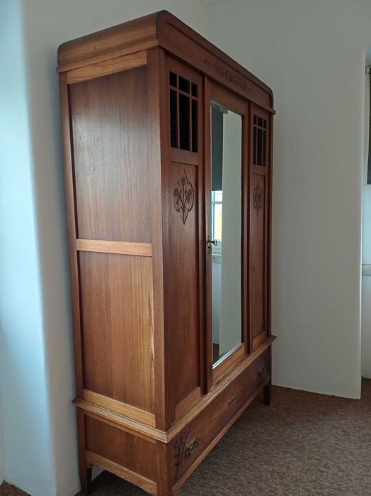 Mobilia de Quarto Antiga