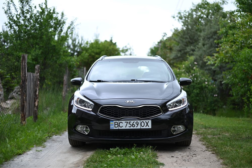 Продам Kia ceed 2016