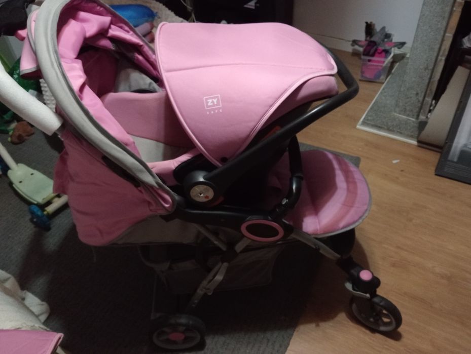 Carro e ovo bebe rosa