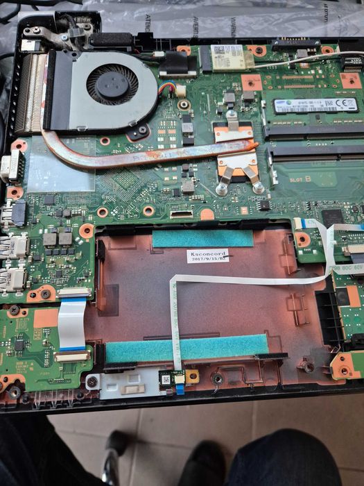 Toshiba A50-C motherboard processador i7-6500U testada sem anomalia
