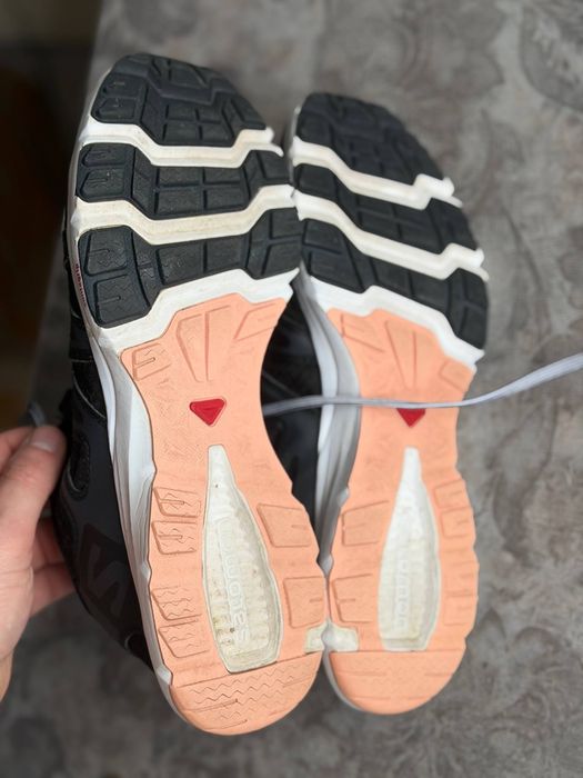 Кросівки в сітку Salomon