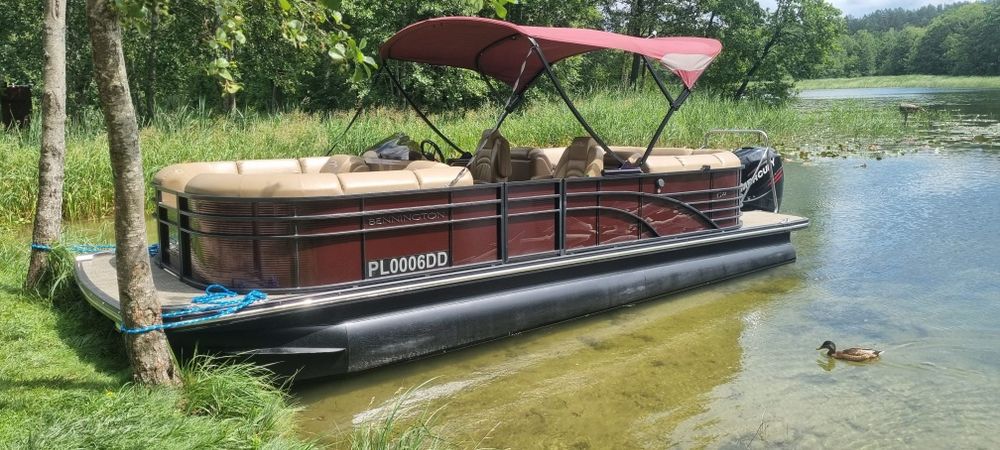 Łódź motorowa, trimaran Bennington G22 200KM, 2016 r.